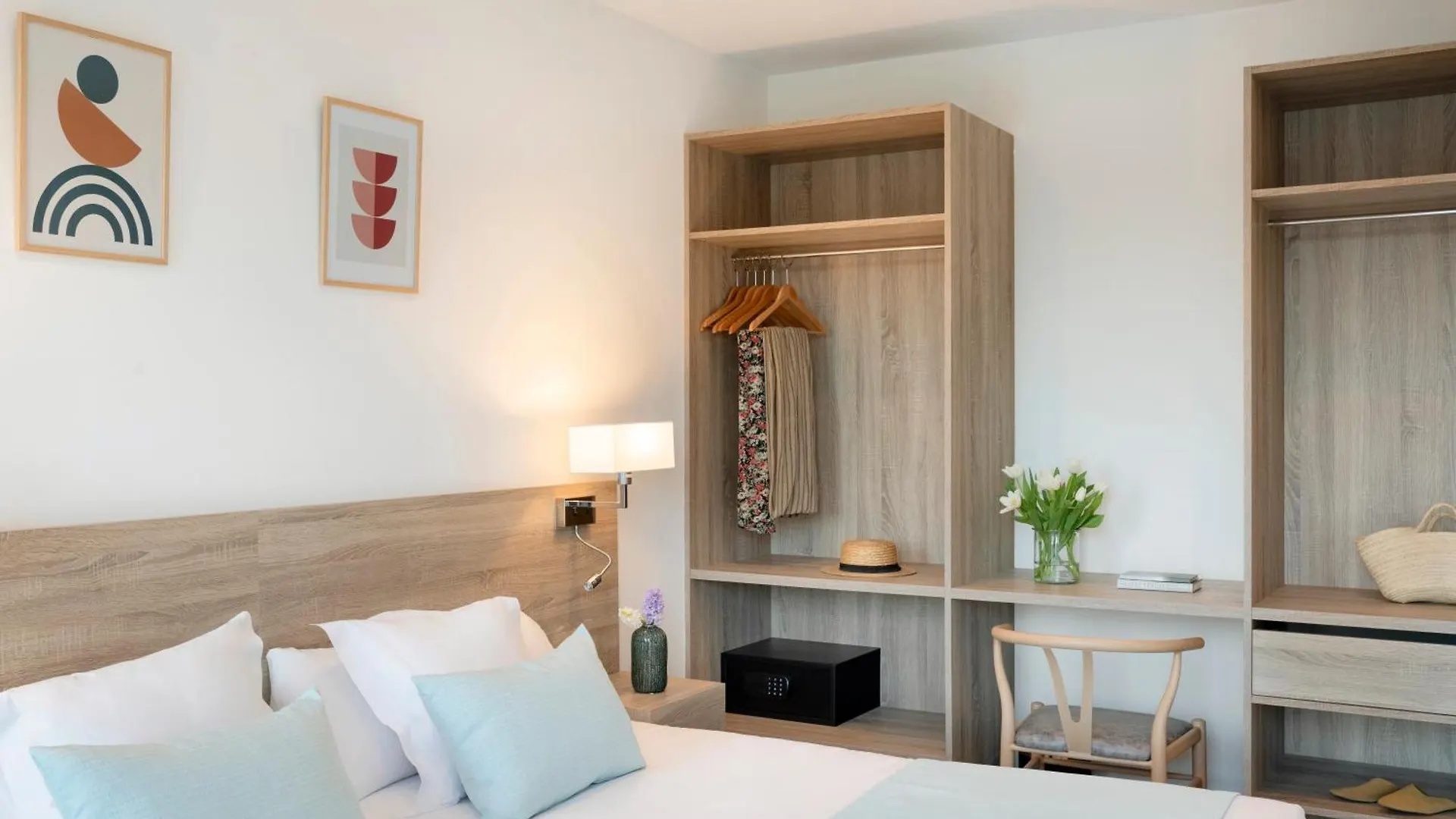 Aparthotel Marina Drach Porto Cristo Spain